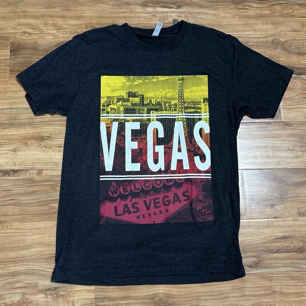 Las Vegas NEVADA T-Shirt Size Medium Souvenir Shirt Travel‎ Vacation Gamble